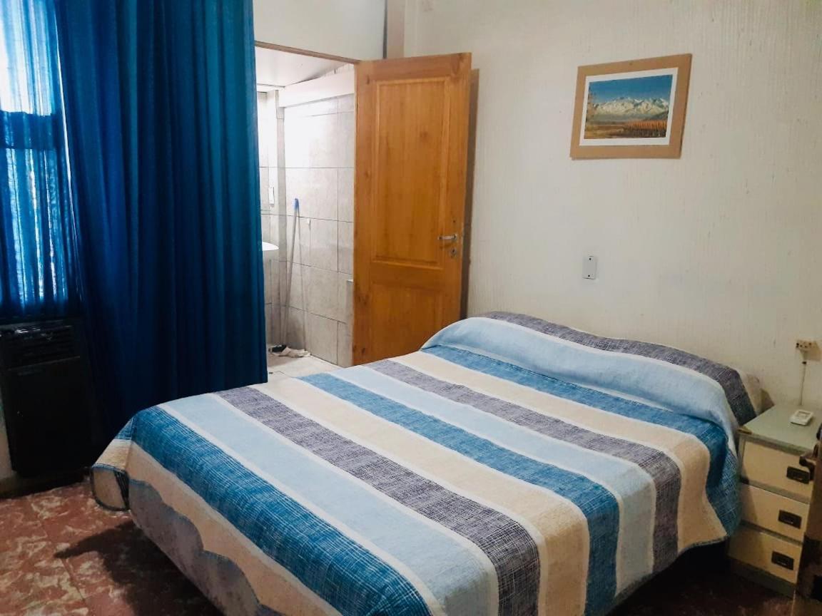 Hostel Otro Mundo Capdevila Extérieur photo
