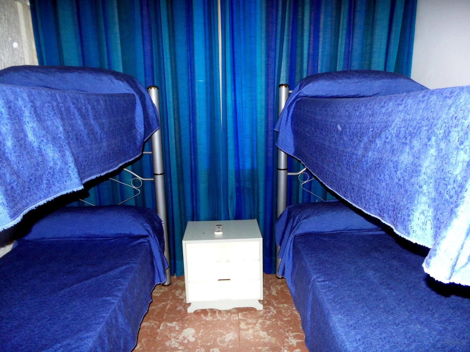 Hostel Otro Mundo Capdevila Extérieur photo